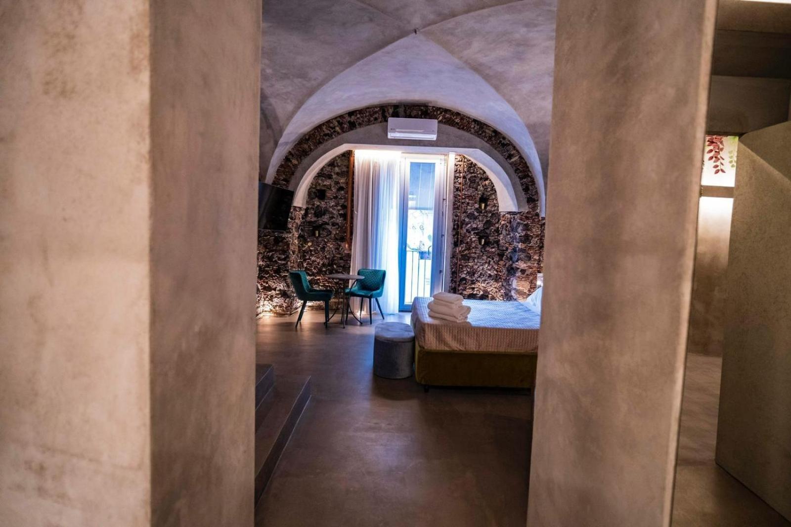 Charme Catania Central Suites Buitenkant foto