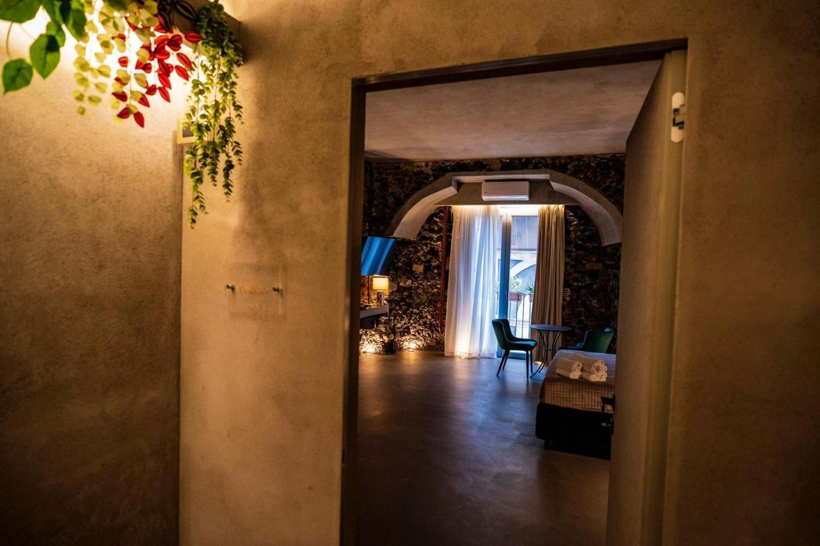 Charme Catania Central Suites Buitenkant foto